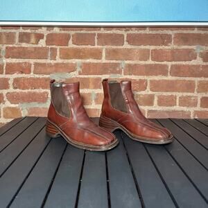 Vintage Frye Frenzy Side Gore Ankle Boot